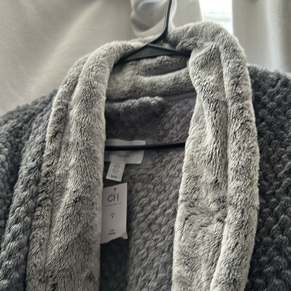 NWT soft robe 👘 - Picture 2 of 5